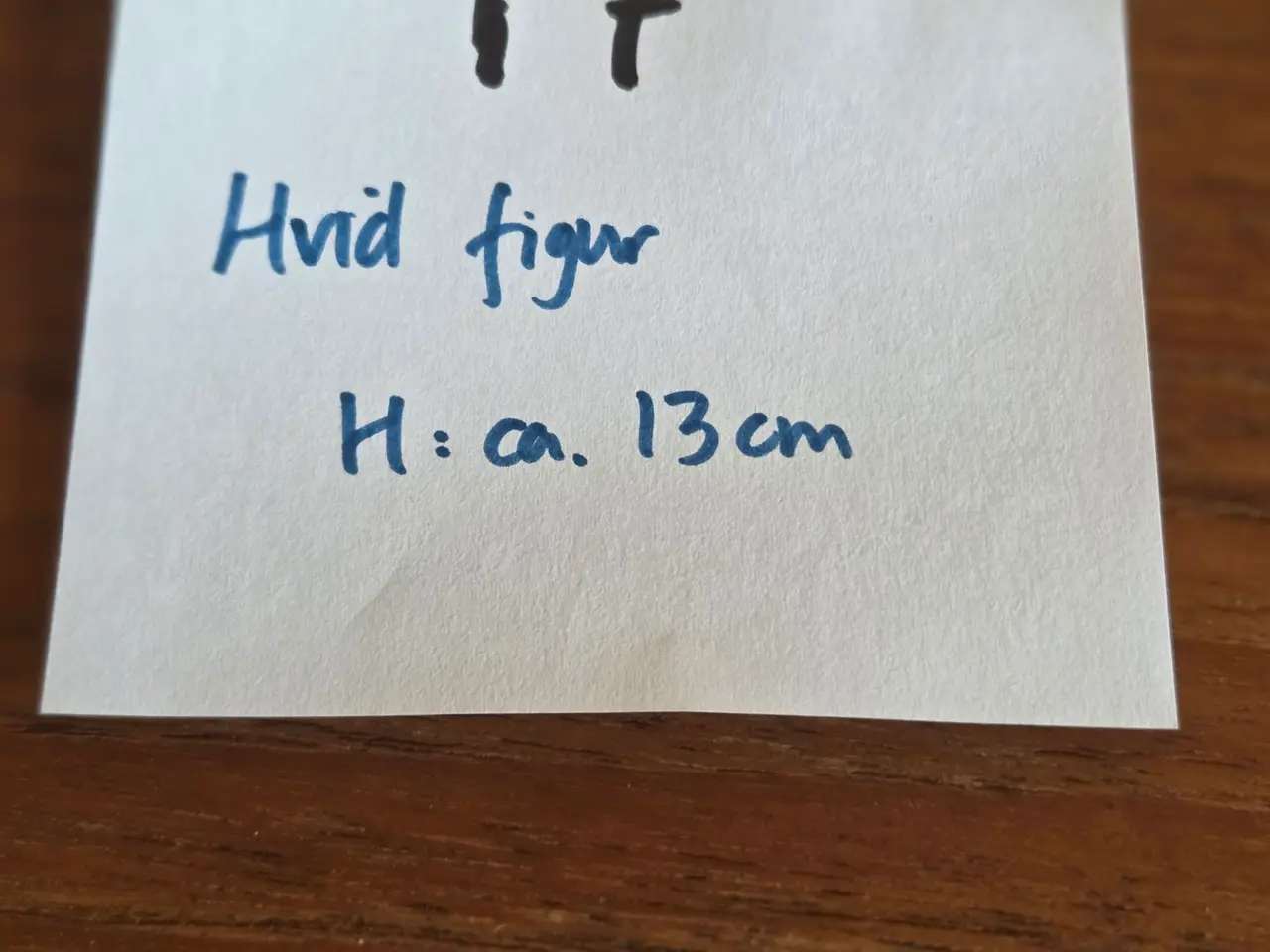 Billede 4 - Hvid porcelænsfigur – Børnefigur "Tænker" 13cm