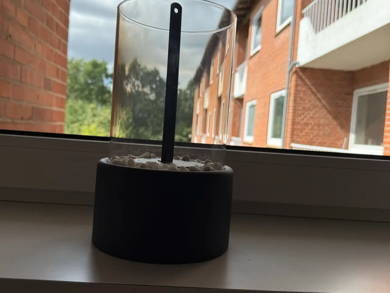 Billede 2 - 2 stk. olie-lamper – sorte med glas