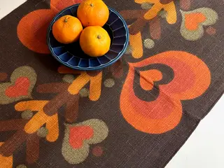 Hessian minidug m hjerter, 42 x 62 cm