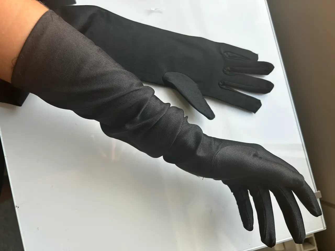 Billede 1 - Lange bløde hansker