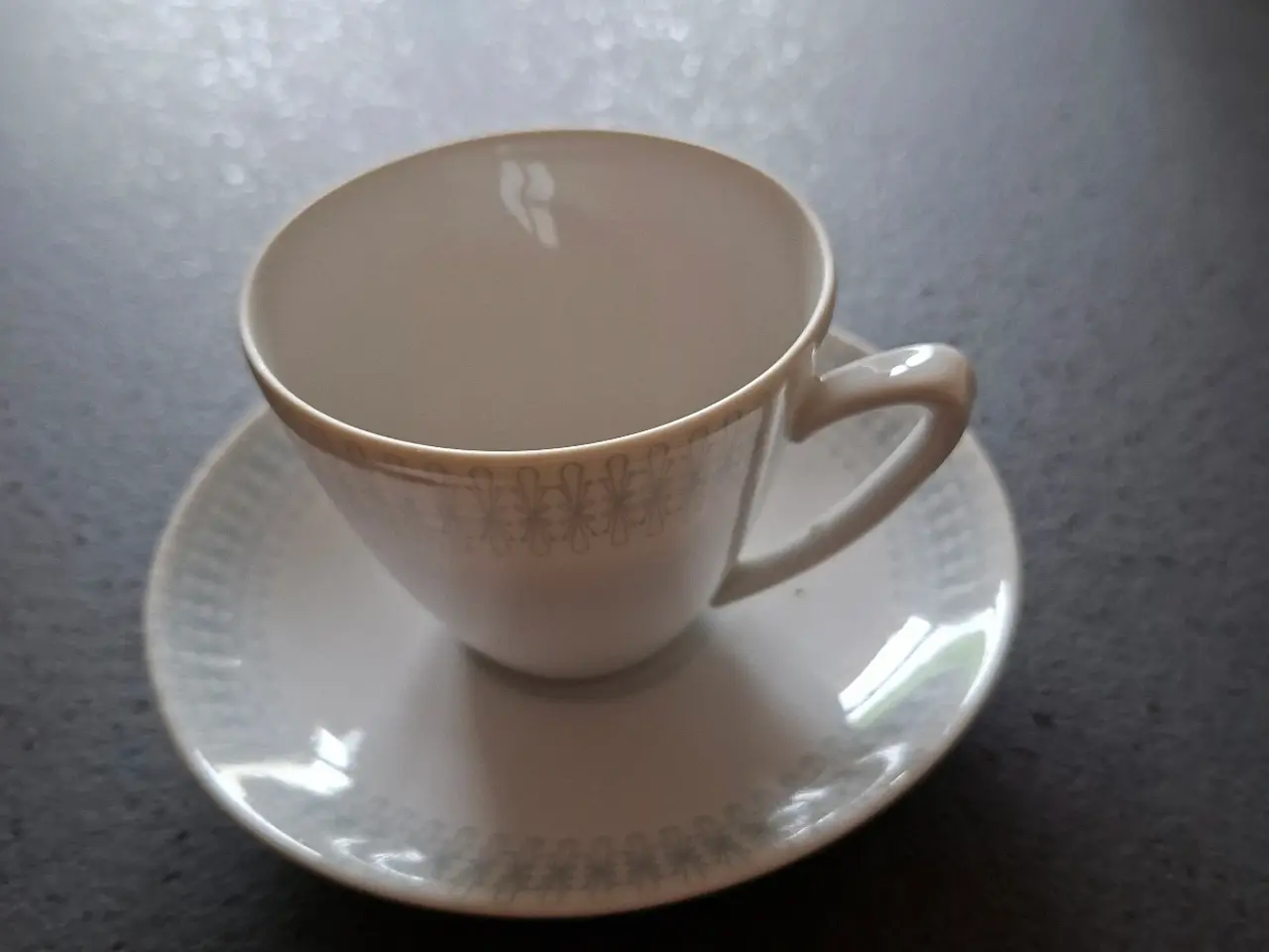 Billede 3 - Kaffestel med fade.