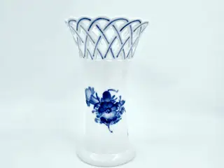 Blå Blomst Flettet Vase Med Blondekant nr. 10-8235. sortering 1 Sjælden
