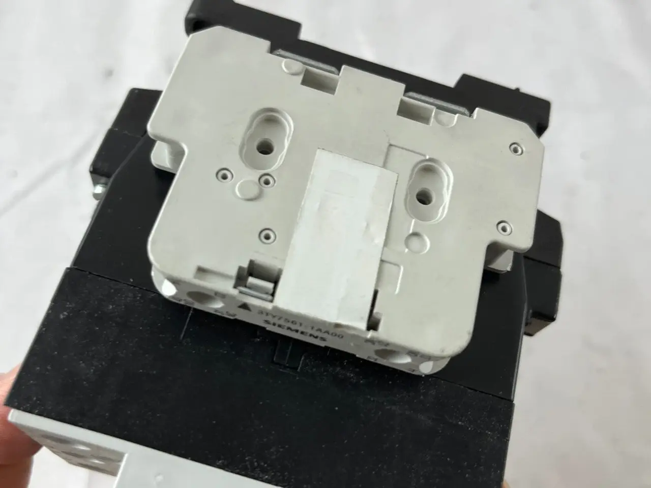 Billede 9 - Siemens 3TF44 kontaktor 3P w/ 3TY7561-1AA00 Aux