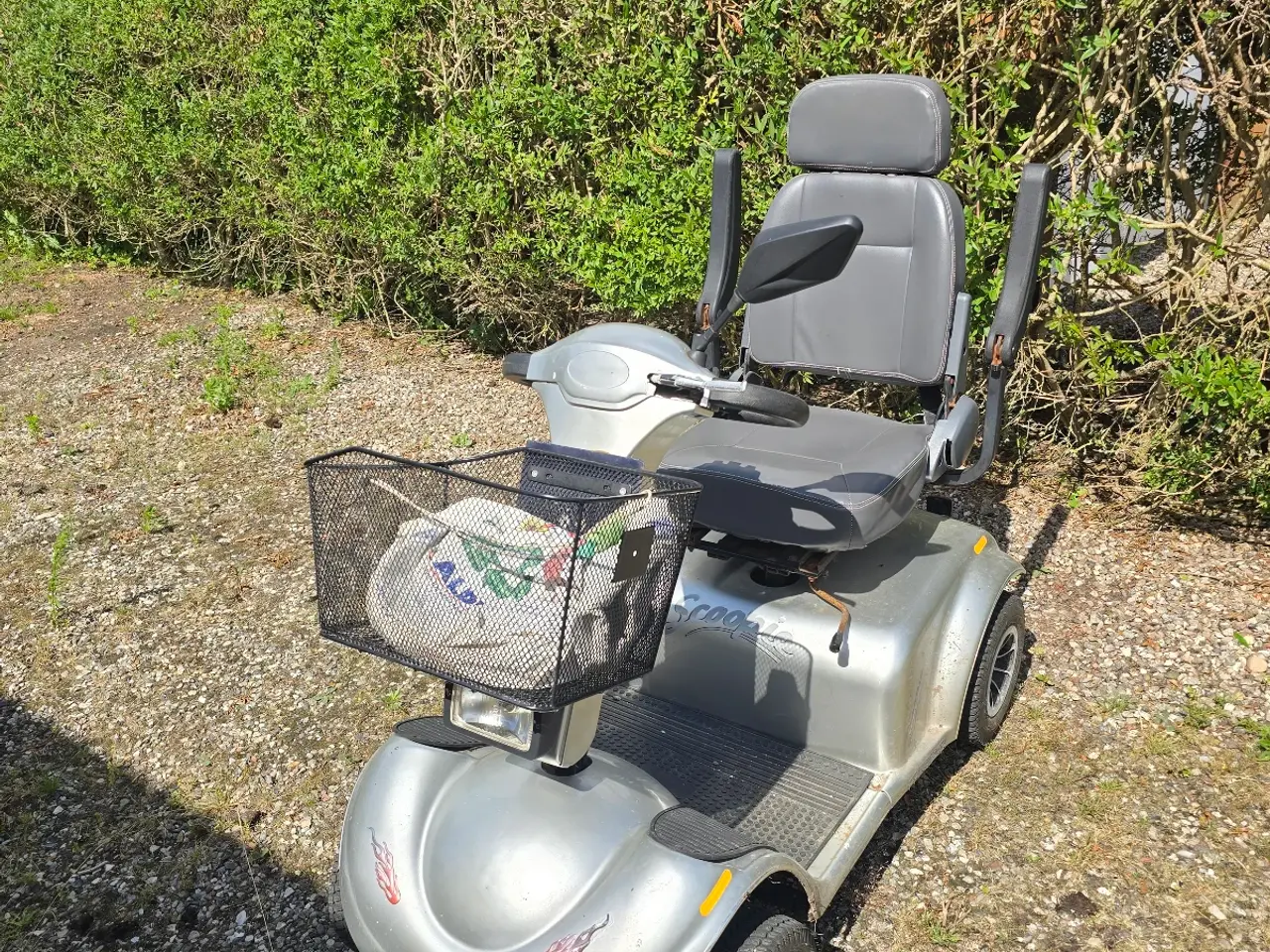 Billede 2 - 4 hjulet elscooter ældre model