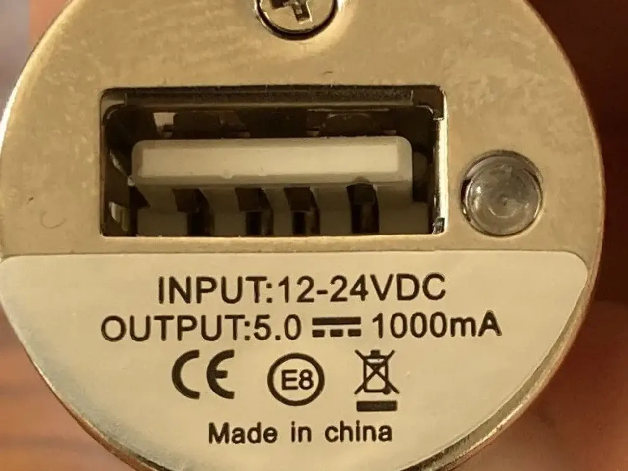 Billede 3 - 12v udtag med usb
