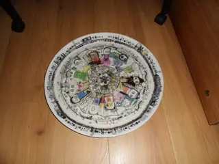 POUL PAVA. Aida. Stort rundt fad i porcelæn