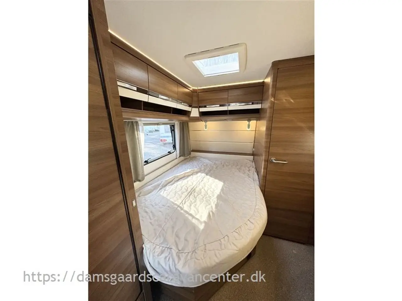 Billede 12 - 2017 - Dethleffs Nomad 470 FR Franskseng-Gulvtemperering-Aircondition-Mover-Telt