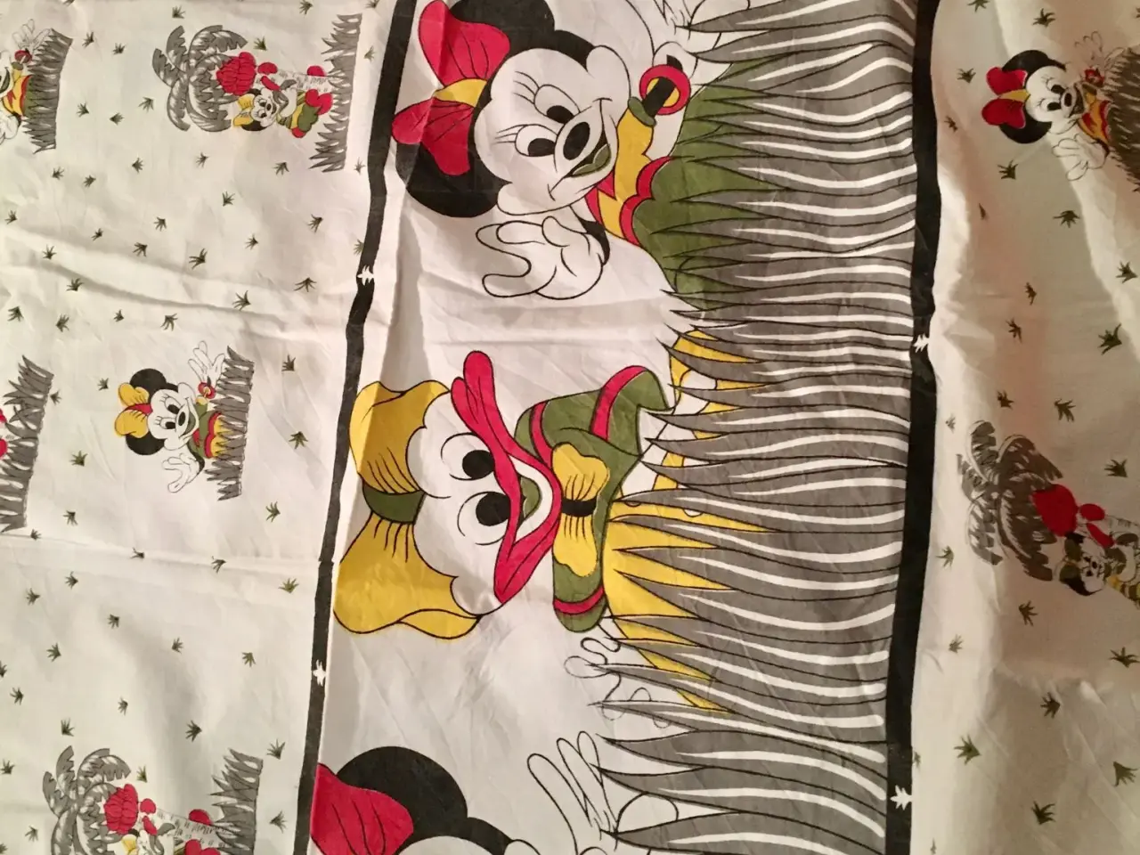 Billede 3 - Disney lagen og pudebetræk til salg
