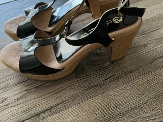 Sandaler lak str 39