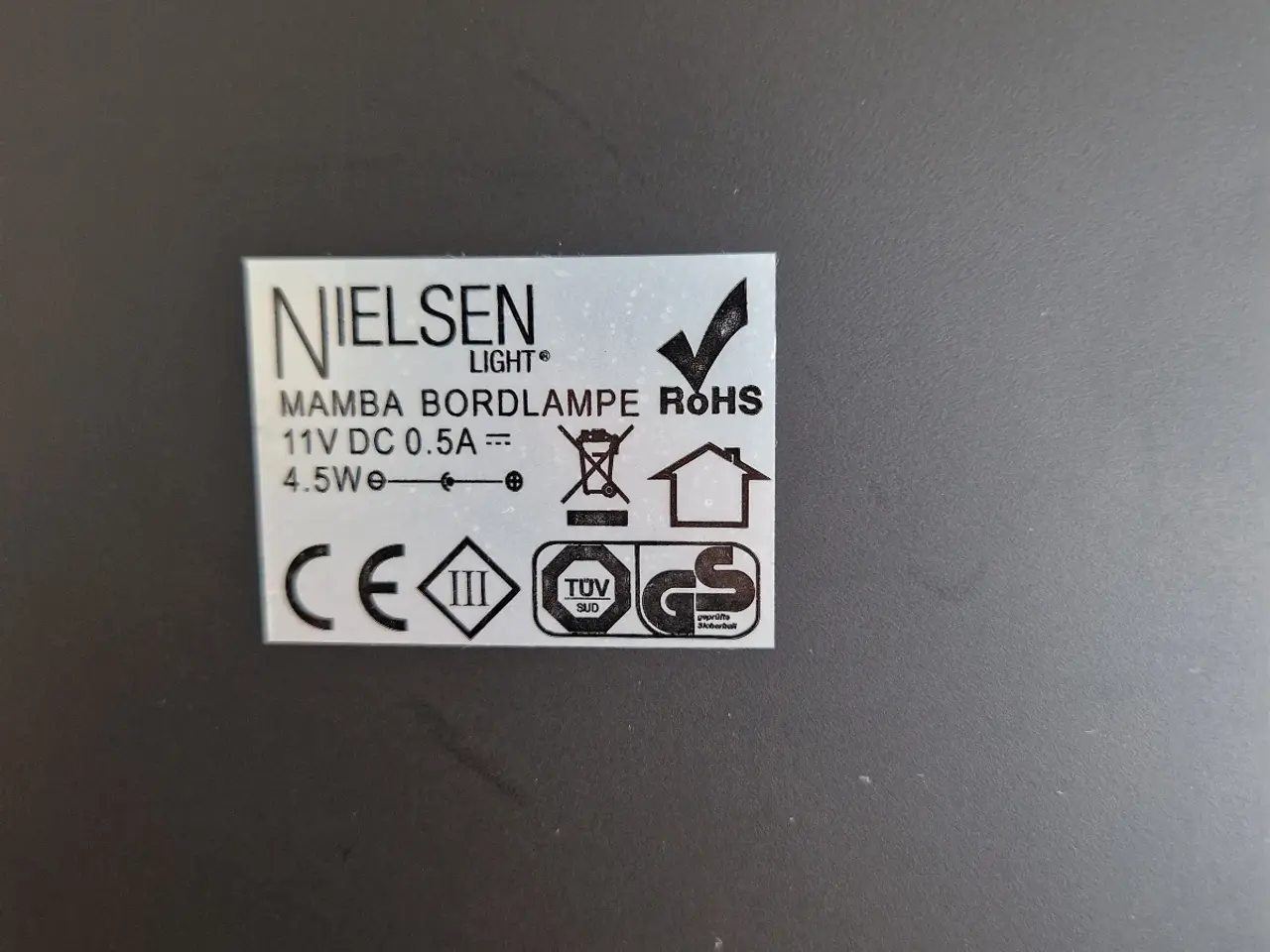 Billede 4 - Fin lille bordlampe
