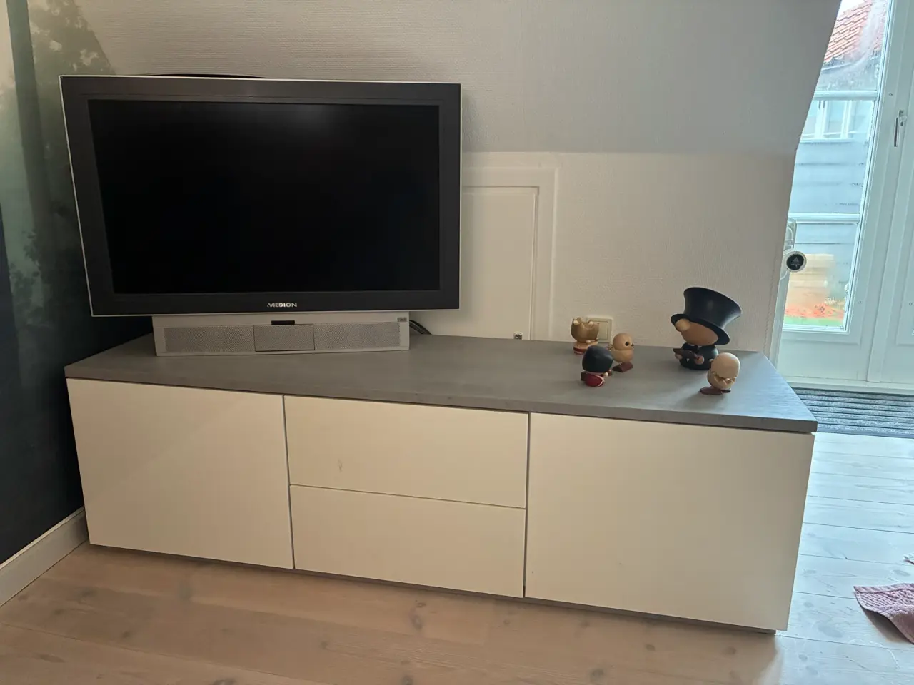 Billede 1 - TV- bord