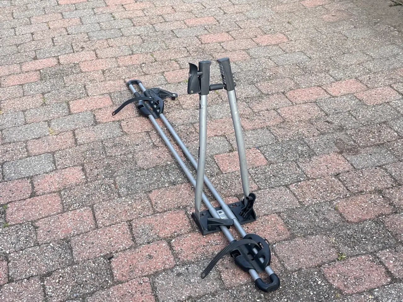 Billede 4 - 4 stk Thule cykel holder