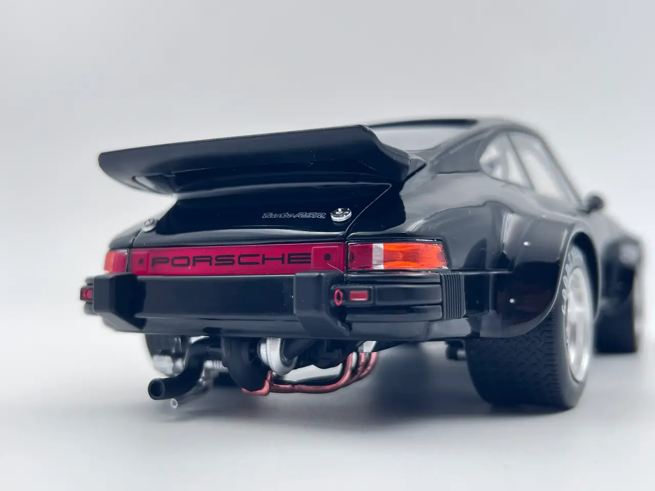 Billede 8 - 1976 Porsche 934 RSR ( 911 ) 1:18 Super flot
