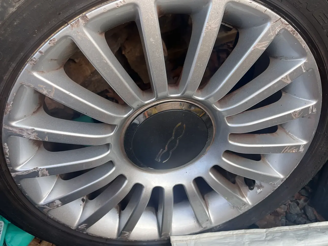 Billede 1 - Fiat 500 alufælge 16”