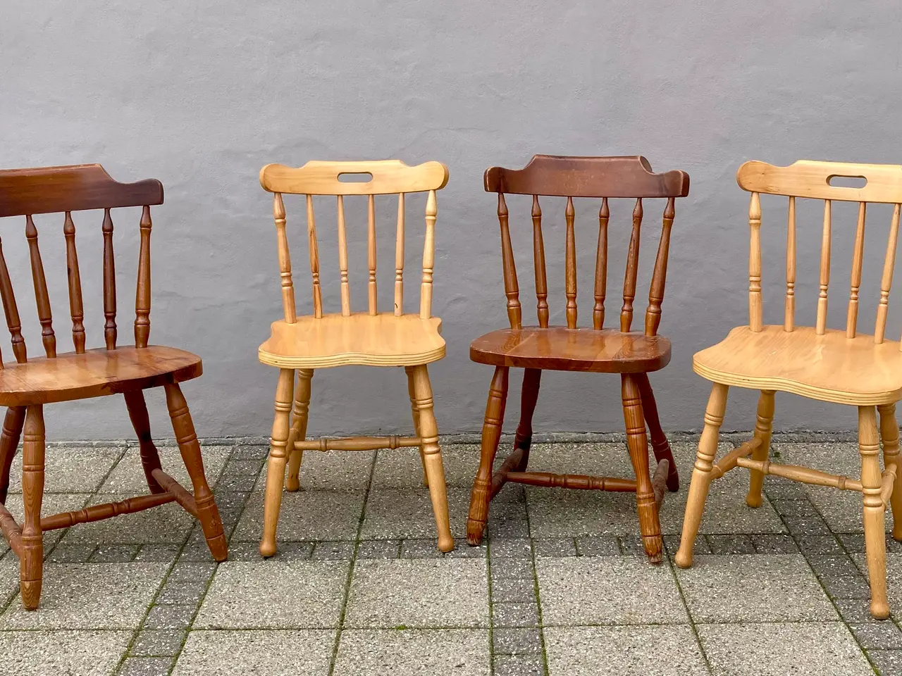 Billede 2 - 4 vintage tremmestole i bøgetræ