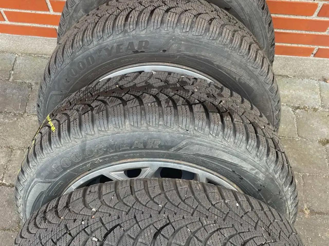 Billede 2 - 16 Originale VW,Skoda,Seat vinterhjul med gode dæk