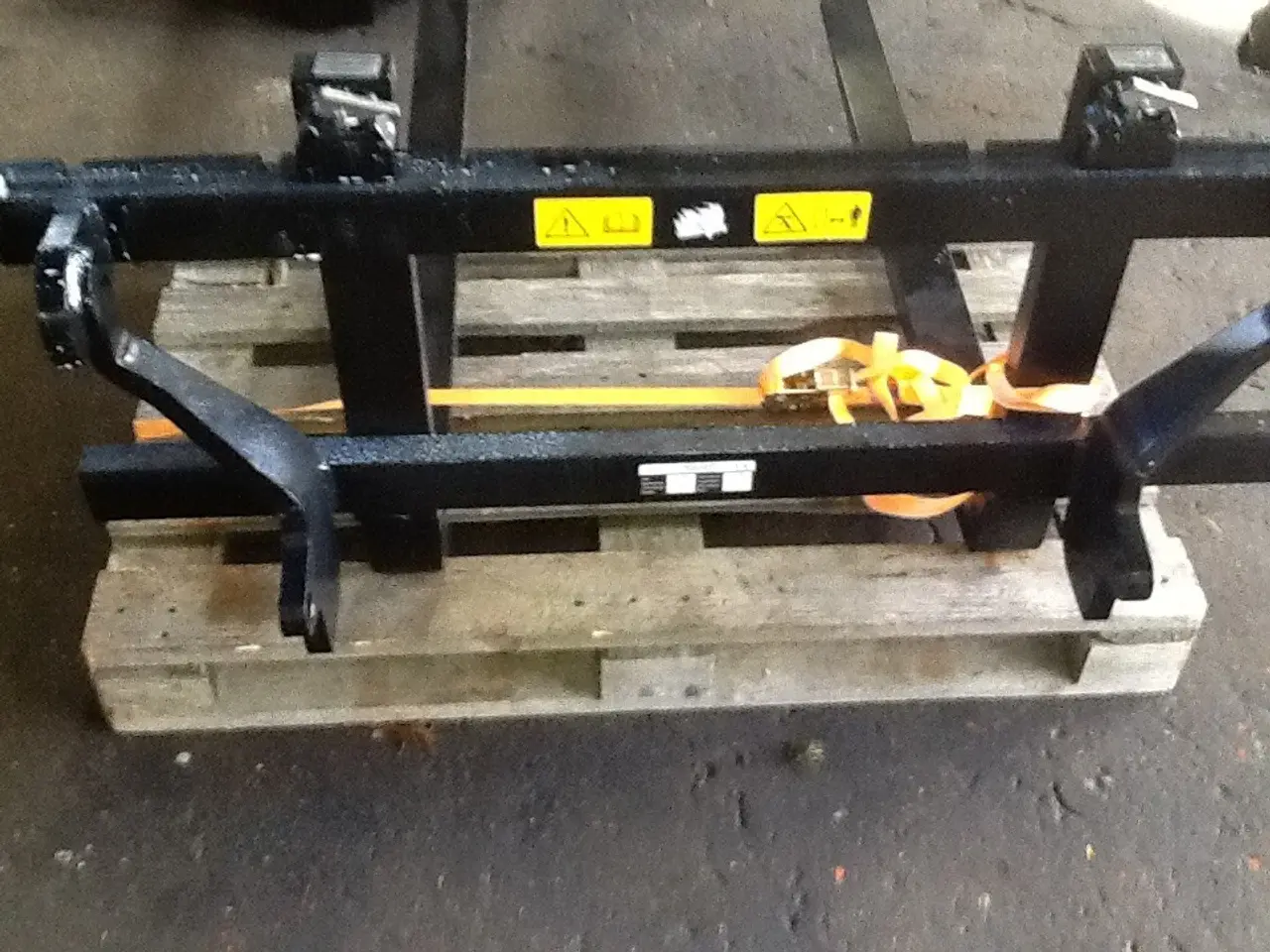 Billede 3 - Pallegafler 900kg.   6000 kr + moms