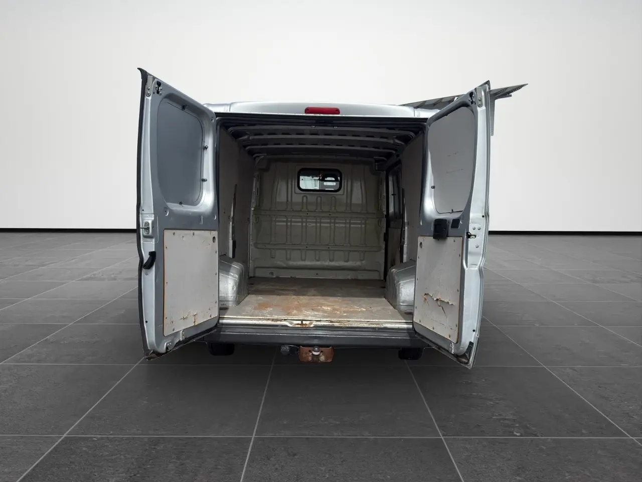 Billede 10 - Peugeot Boxer 335 2,2 HDi 130 Kassevogn L2H2