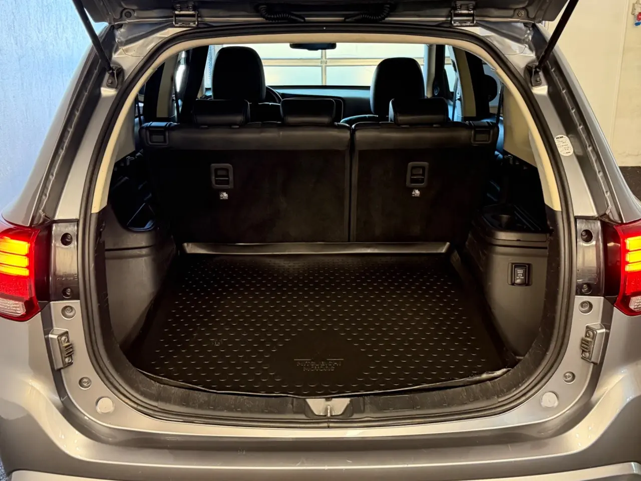 Billede 8 - Mitsubishi Outlander 2,4 PHEV Intense CVT 4WD