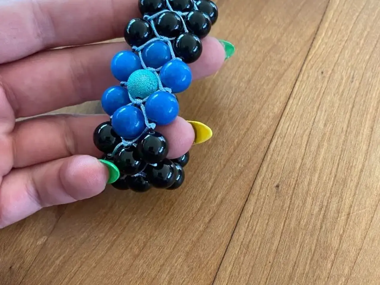Billede 5 - Nye knyttede armbånd