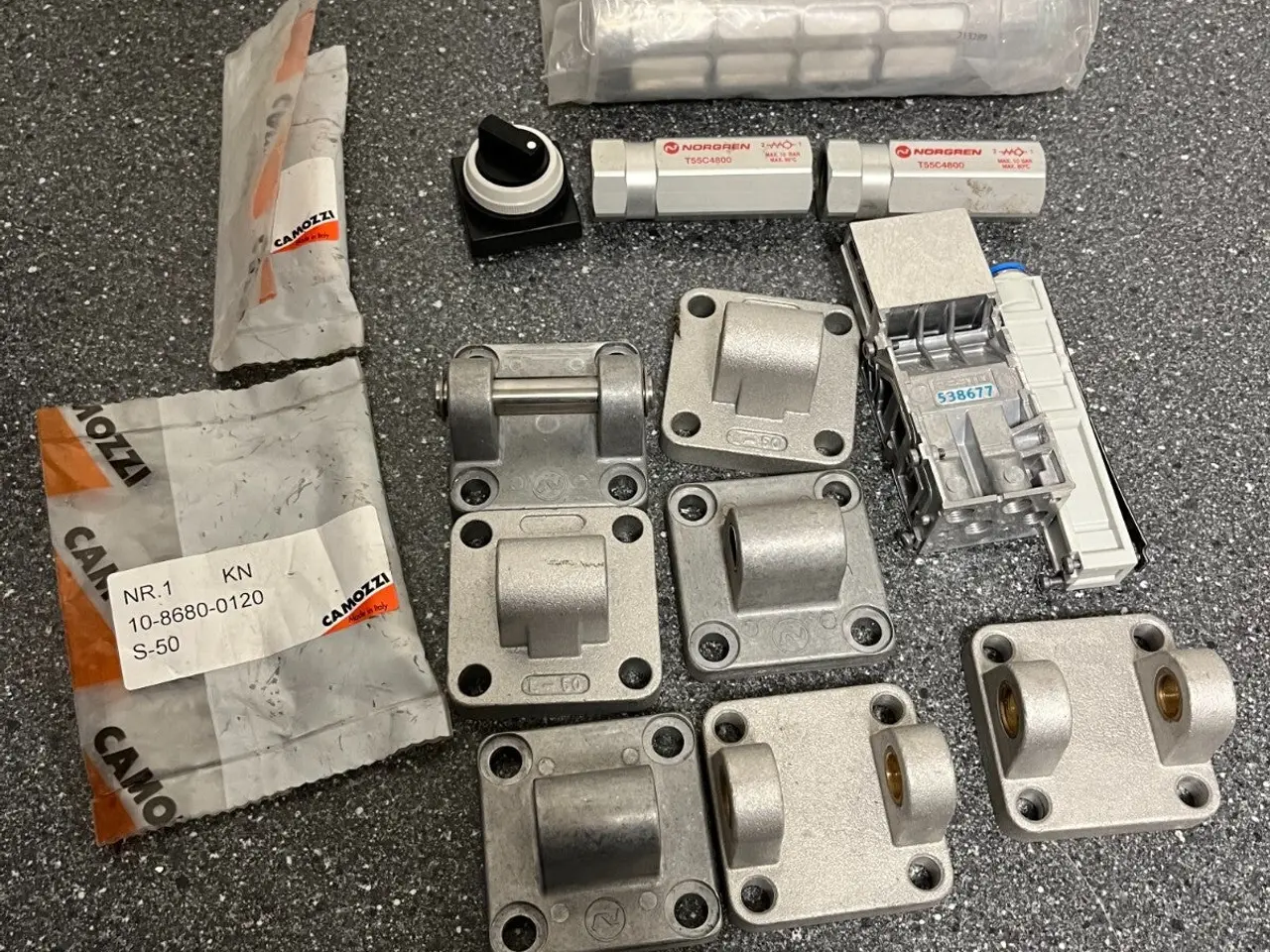Billede 10 - Pneumatic Components parti – Norgren, Camozzi, &