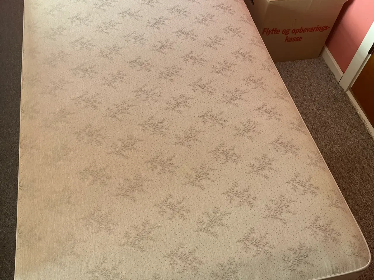 Billede 1 - Boxmadras (enkeltmandsseng)