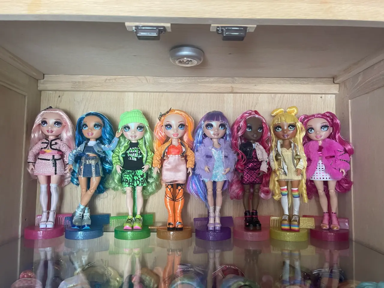 Billede 1 - Rainbow High og bts dukker/ funko pop