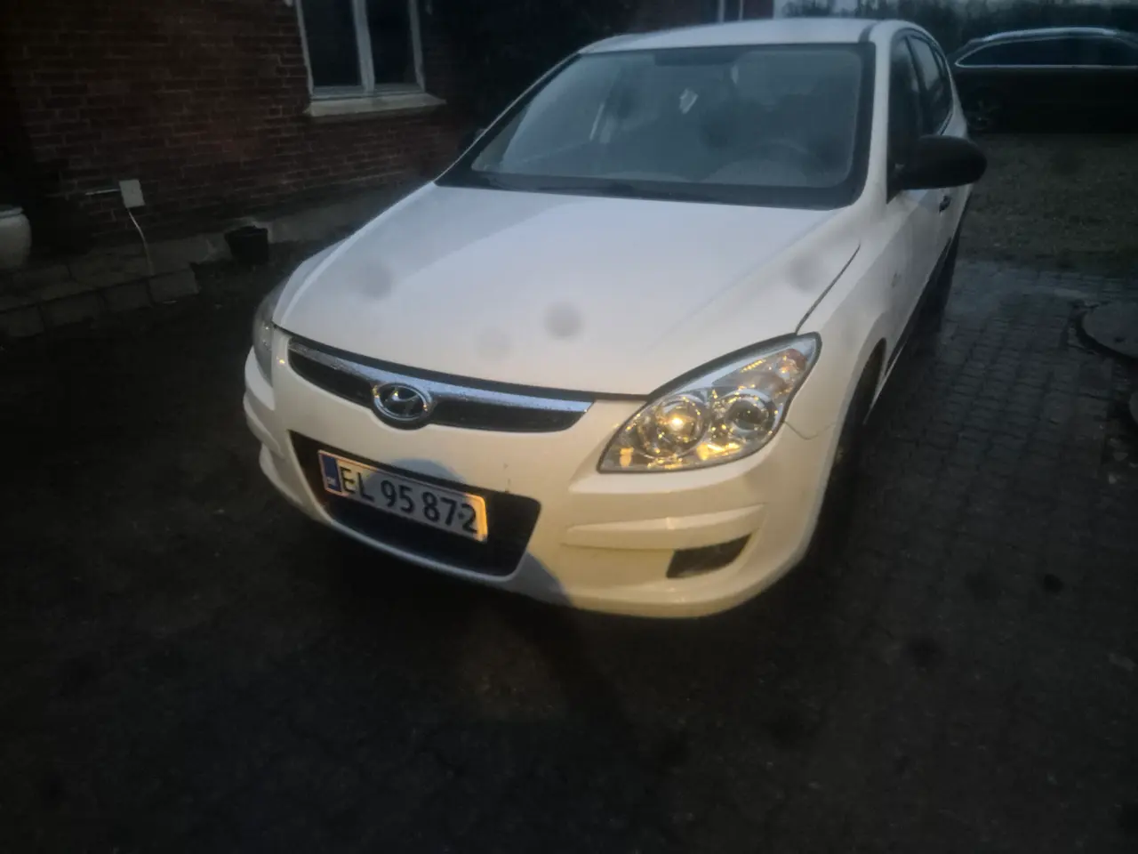 Billede 2 - Hyundai i30 1,4 (2007) – Ny bagbro, nye bremser + 