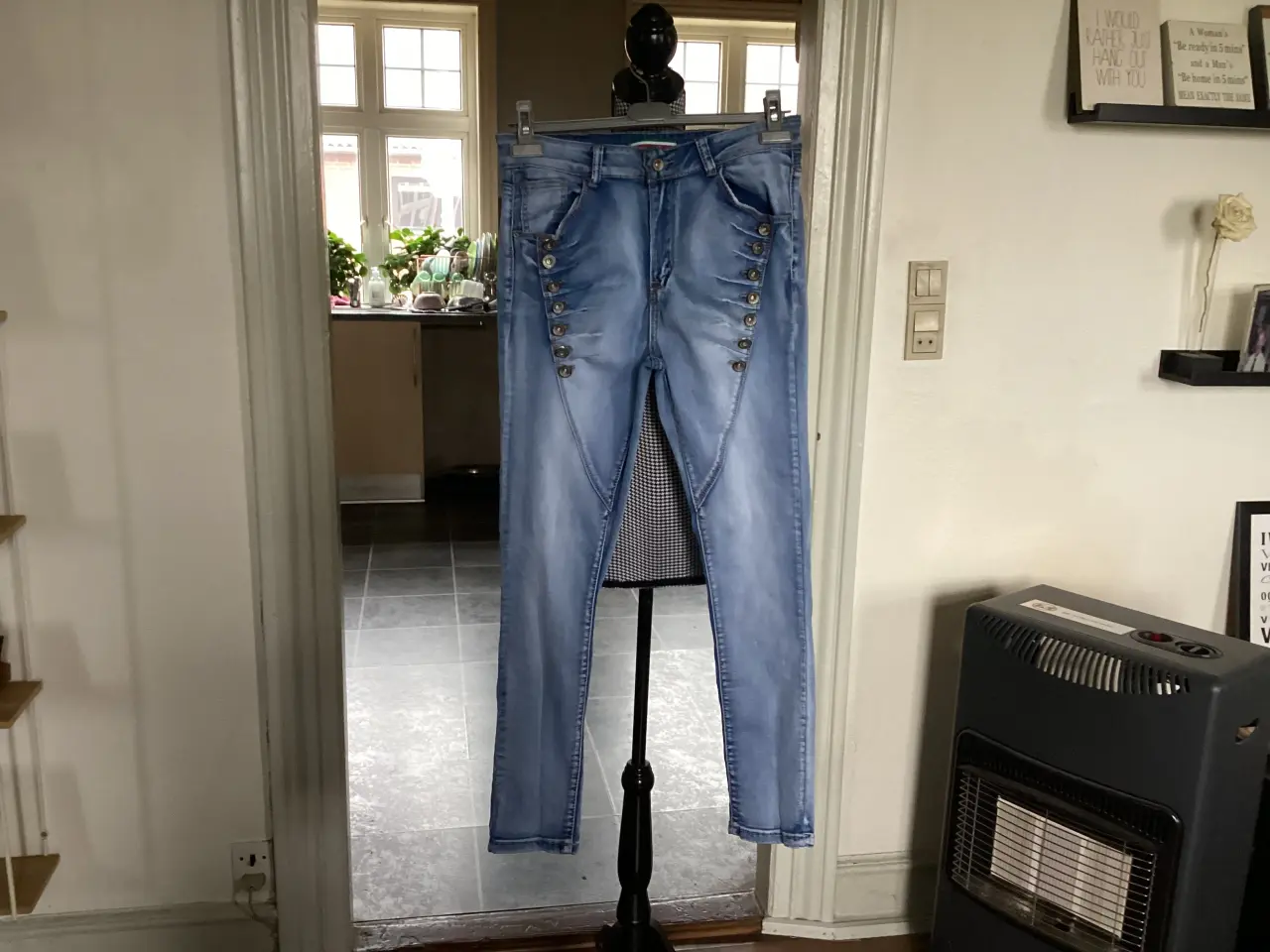Billede 12 - Bukser. Str 38-40- Xl