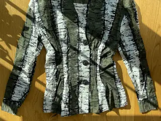 By Malene Birger skjorte