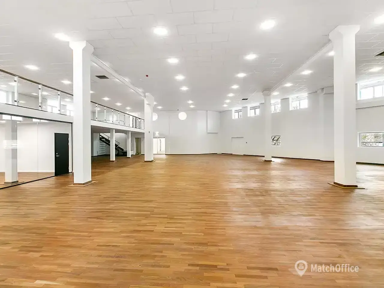 Billede 4 - Stilfuldt kontormiljø midt i Herlev – med plads til vokseværk