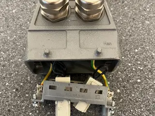 Harting Han stik med blandet Power & Data Modules