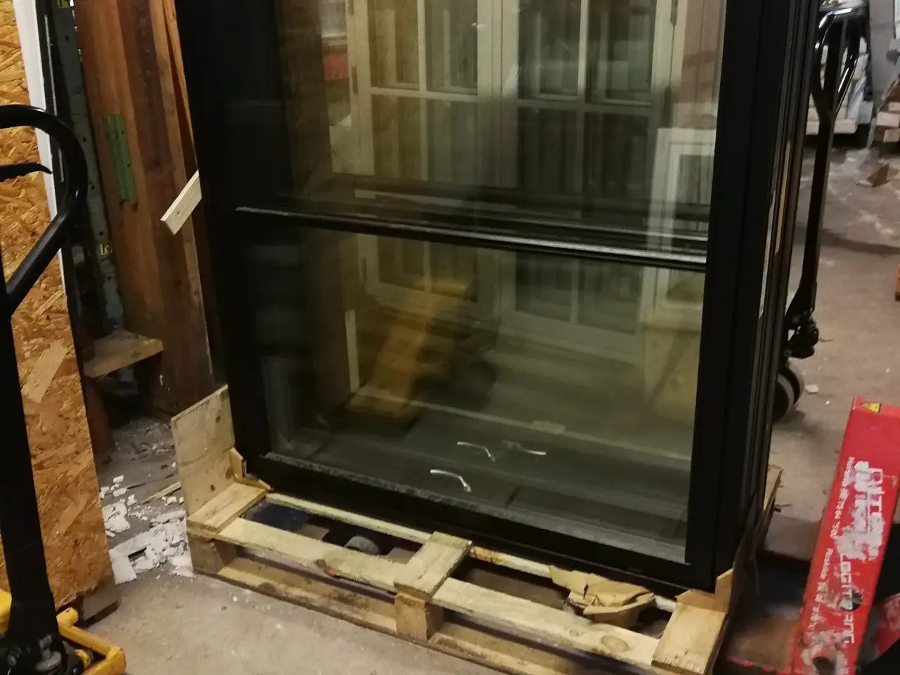 Billede 1 - 3 NYE TOPSTYREDE VINDUER 119,3x136,3, KR. 3200/STK