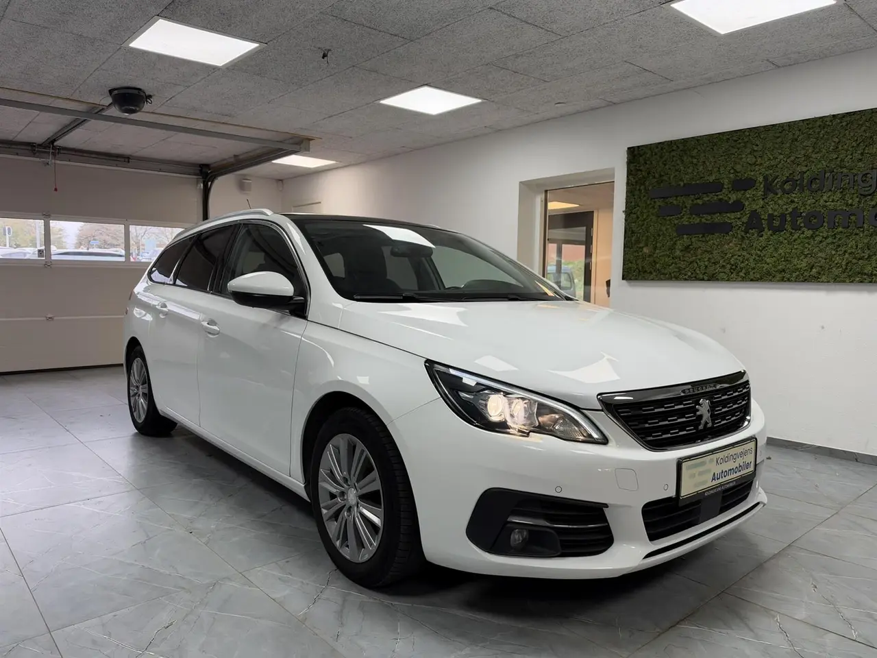 Billede 1 - Peugeot 308 1,2 PureTech Selection Sky 130HK 5d 6g