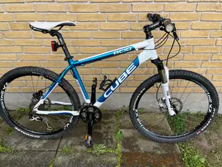 Cube Acid mountainbike 