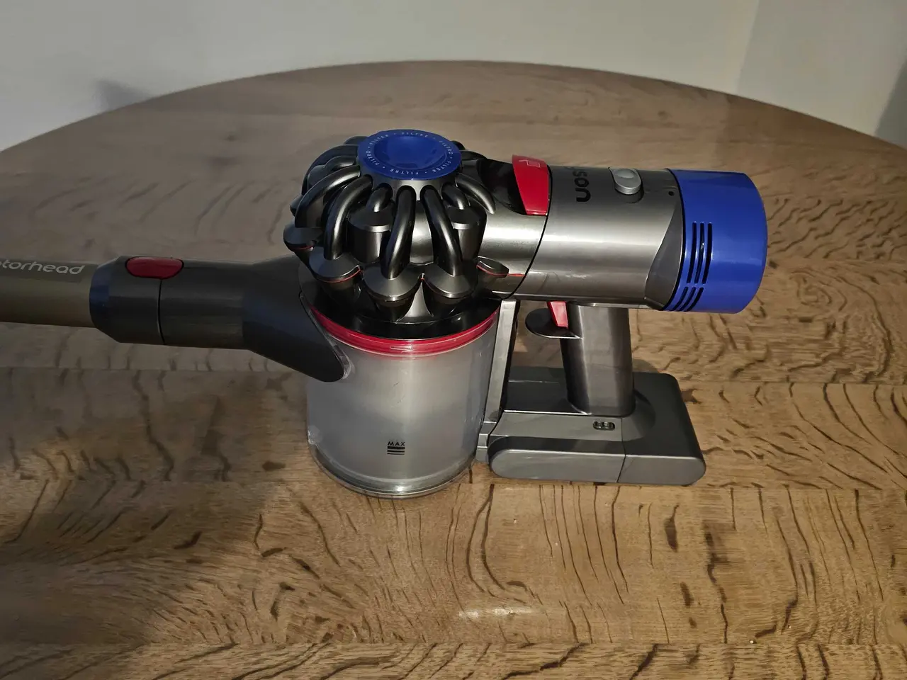 Billede 2 - Dyson V8 batteri støvsuger, 