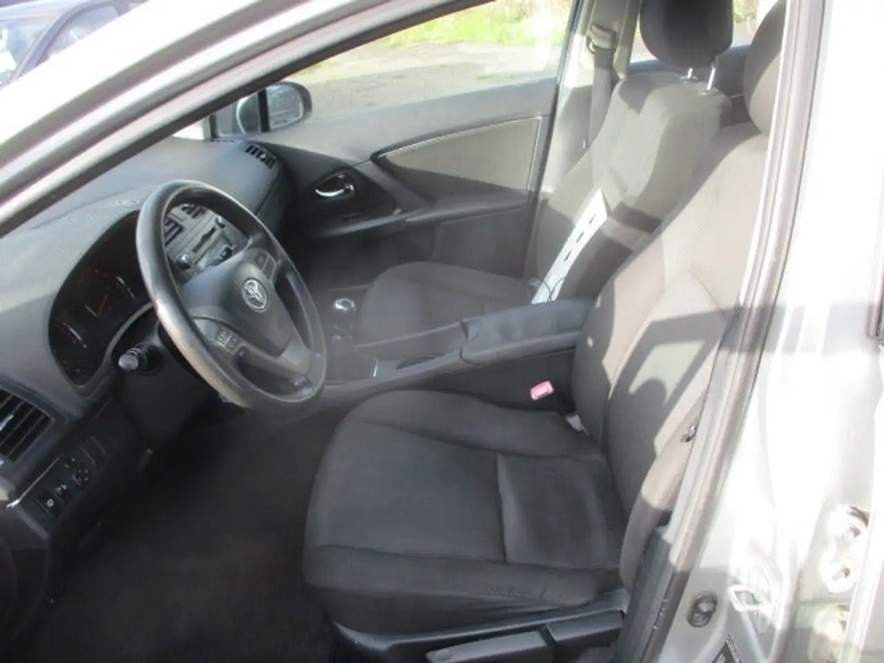 Billede 7 - Toyota Avensis 1,6 VVT-i T1 stc.