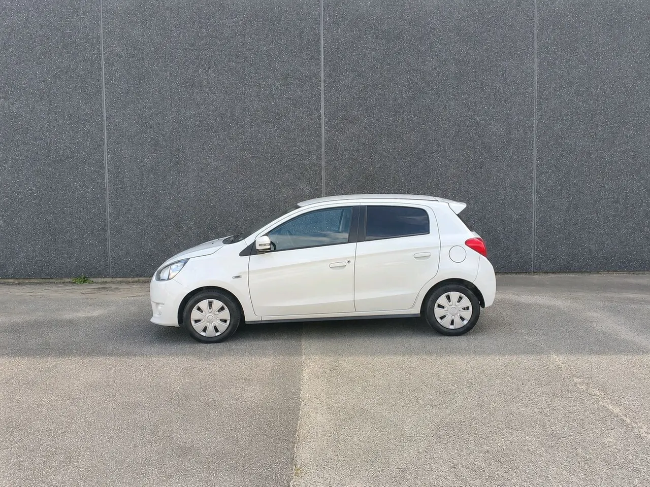 Billede 1 - Mitsubishi Space Star 1,2 Inbeat 80HK 5d