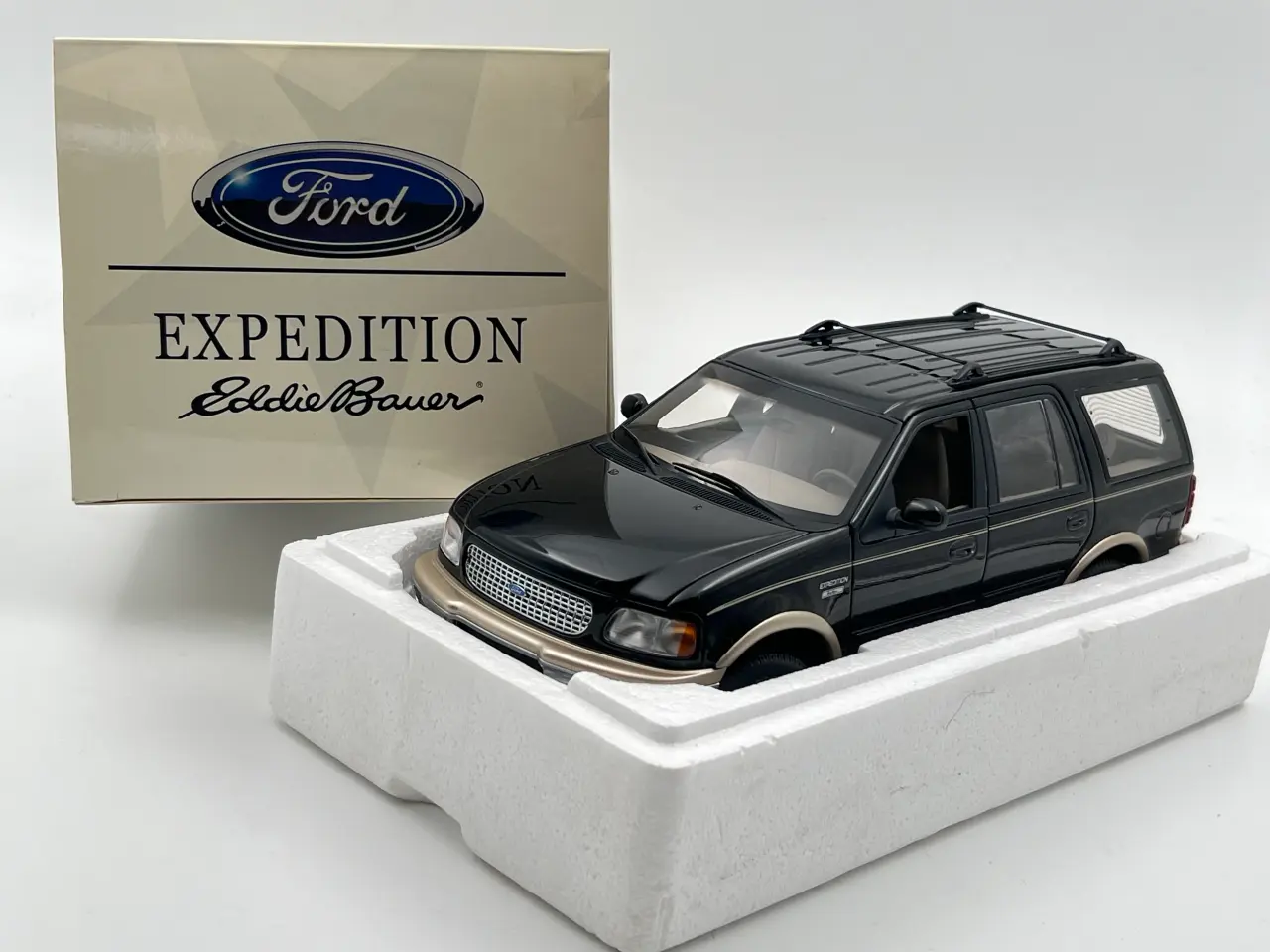 Billede 9 - 1997 Ford Expedition Eddie Bauer Edition 1:18
