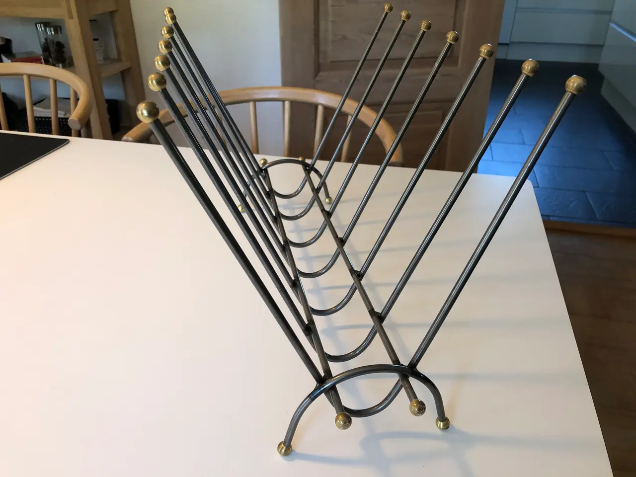 Billede 6 - Avisholder i stål og messing