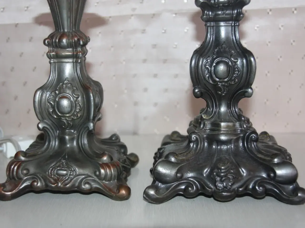 Billede 2 - Gammel  lampe og lysestage