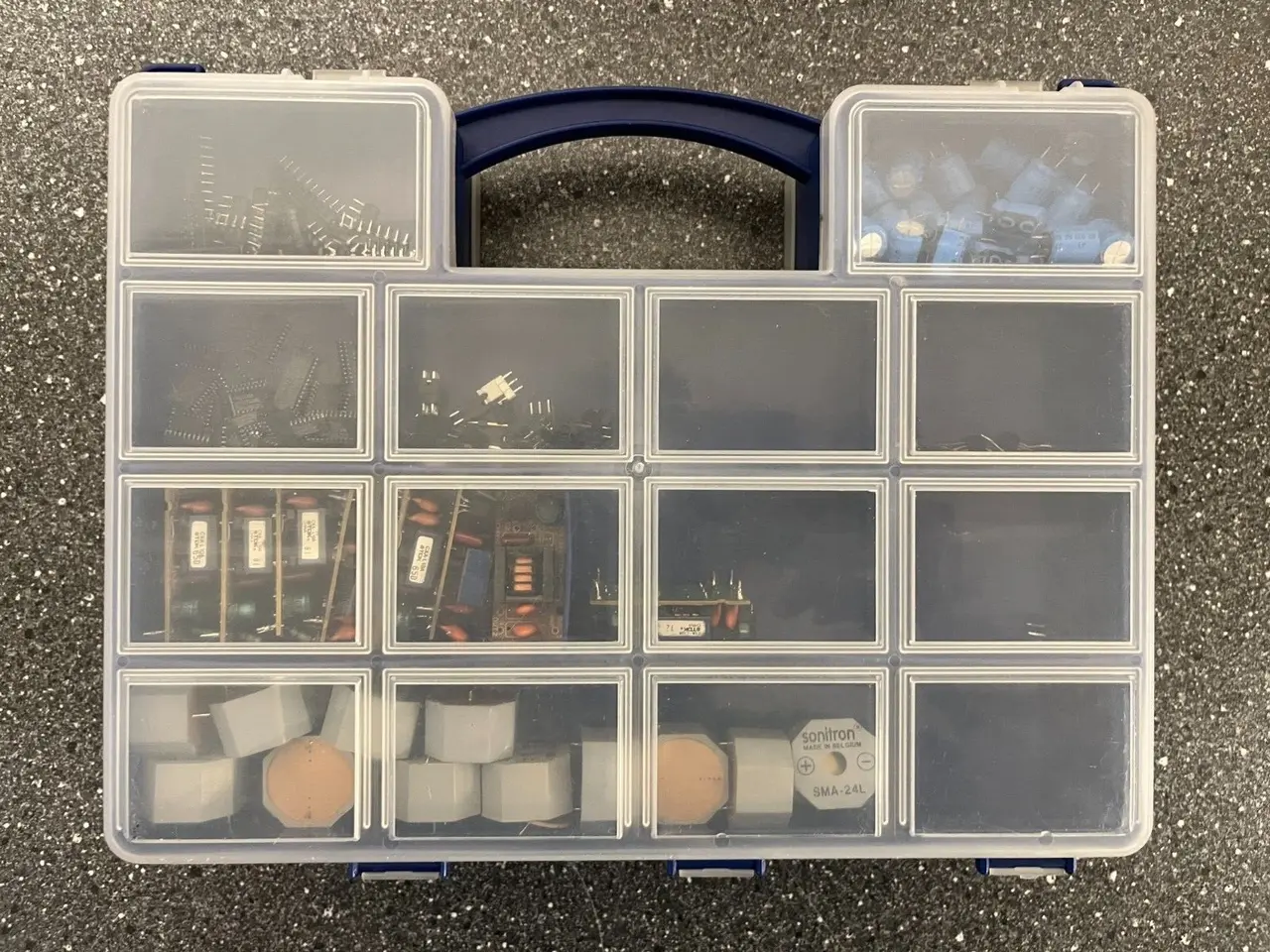 Billede 10 - Double-Sided Organizer Box med blandet Capacitors,