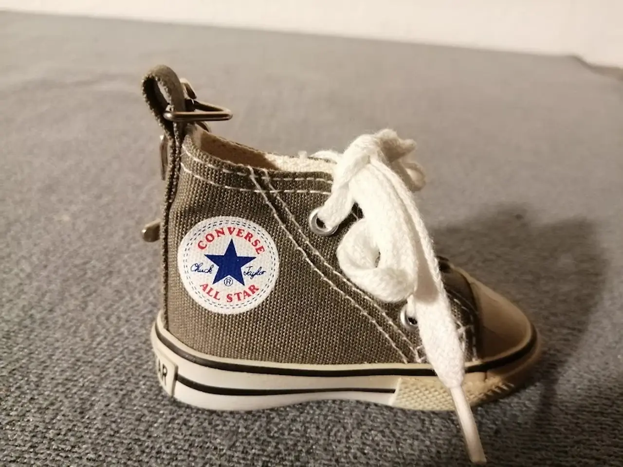 Billede 1 - Flot Converse Allstar Nøglering
