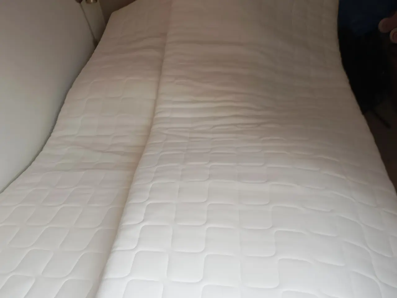 Billede 1 - 2 stk topmadrasser 90x200 cm. Som NY