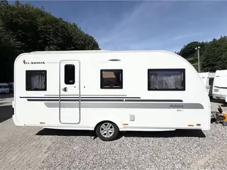 2015 - Adria Adora 482 LU Enkeltsenge-Lamel-Gulvtemp.-Mover-Telt