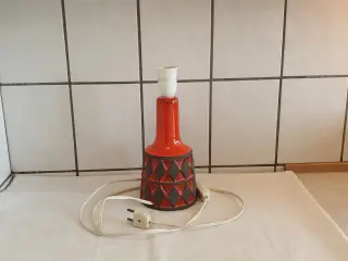 Bordlampe retro Bud modtages