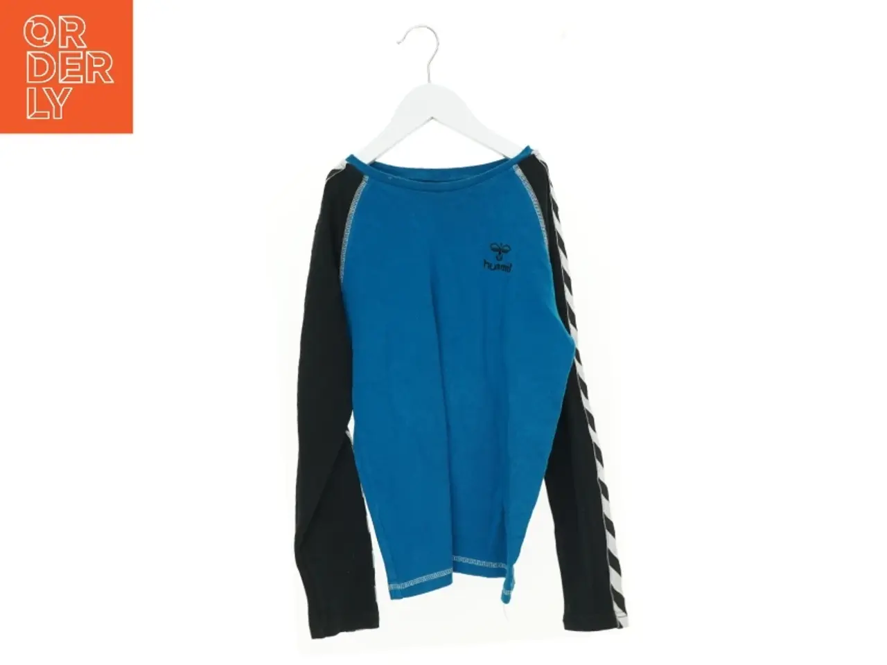 Billede 1 - Bluse fra Hummel (str. 152 cm)