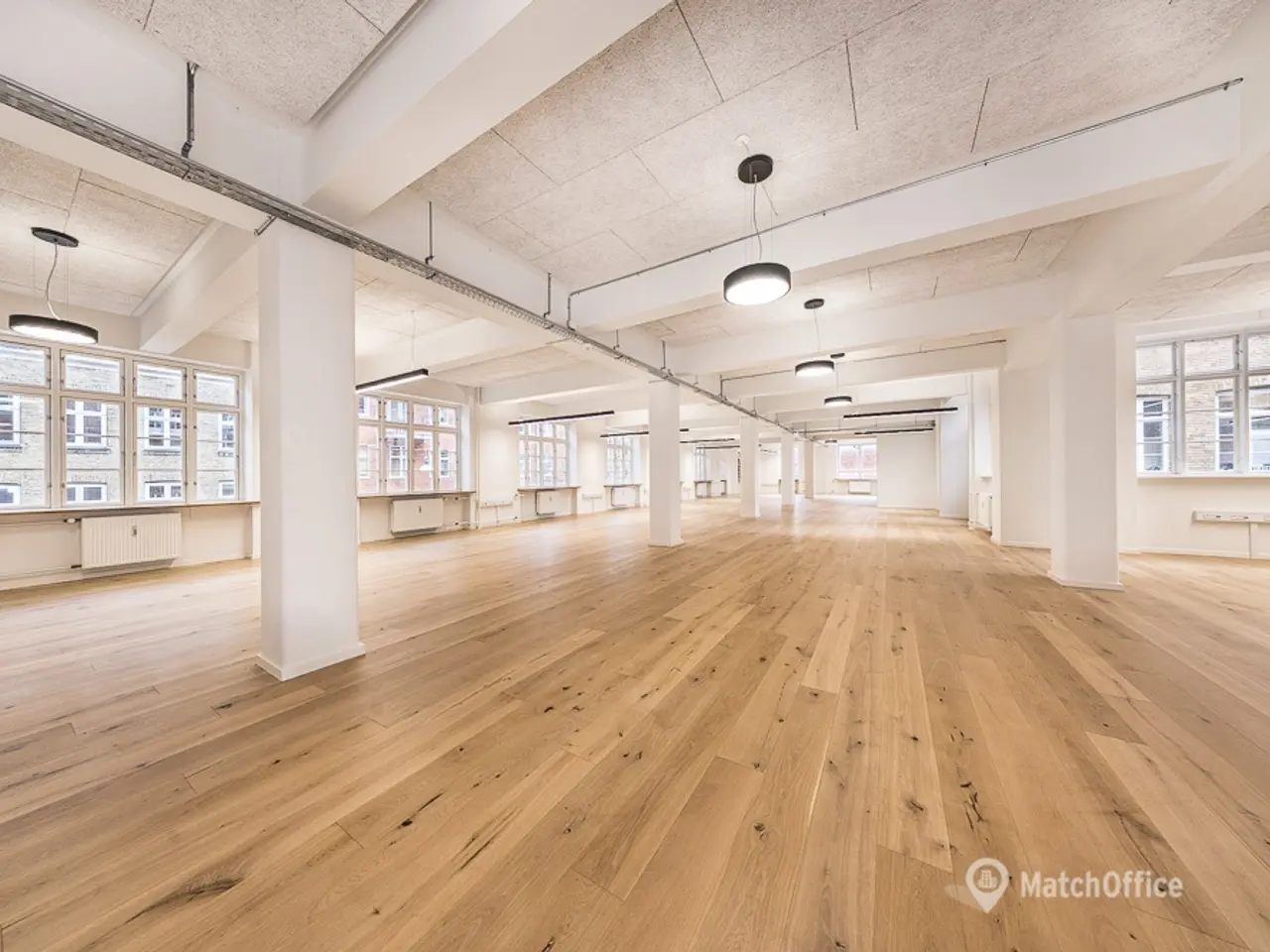 Billede 1 - 372 m² kontor med skønne caféer foran ejendommen
