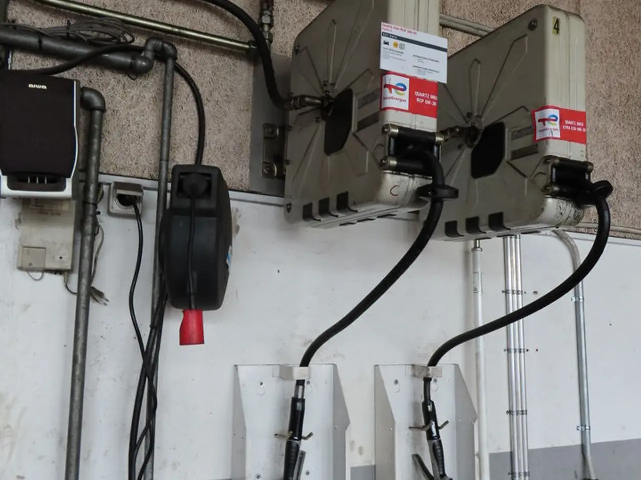 Billede 1 - Slangeopruller til olie TOTAL ENERGIE QUARTZ INEO RCP 5W-30