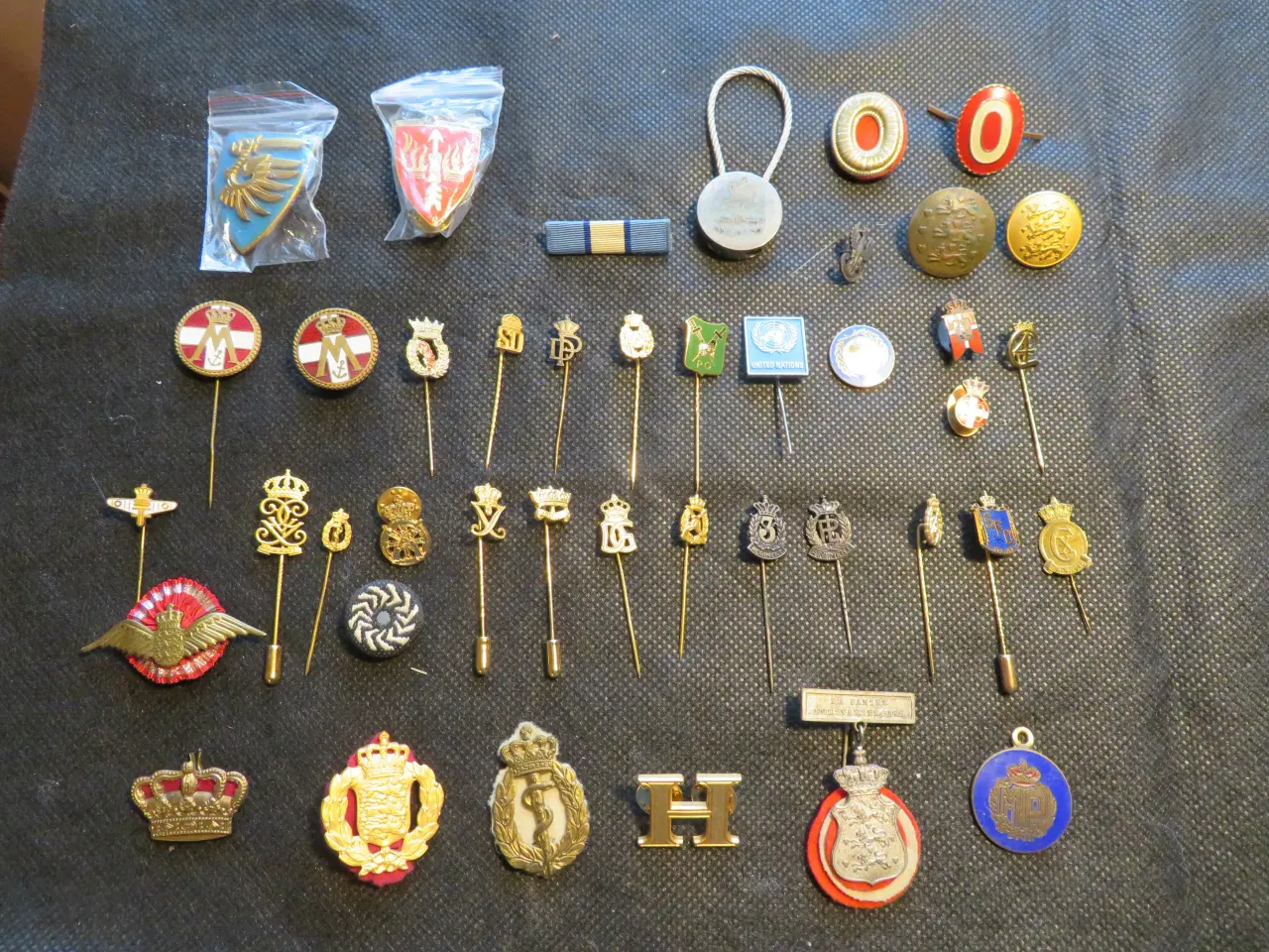 Billede 3 - Militæreregimentsmærker Danske.
